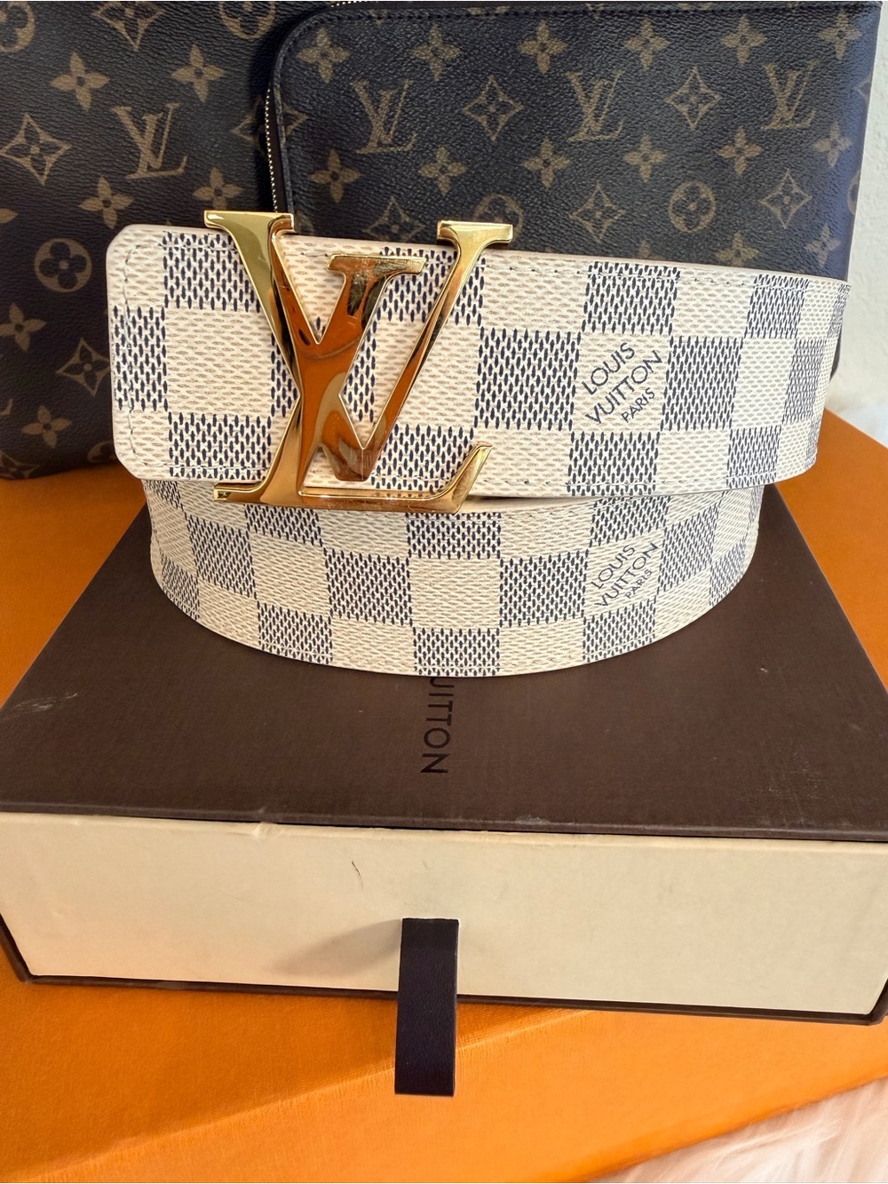 Louis Vuitton Damier Azur LV Initiales 40mm Belt - White/Blue